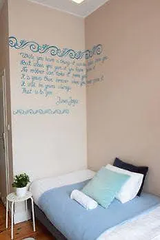 Blooms Boutique Hostel Πόζναν Πολωνία